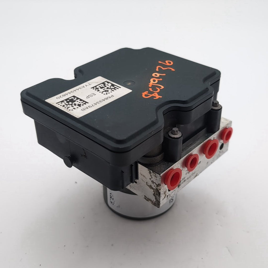 2019 2020 Chrysler Voyager ABS Anti Lock Brake Pump 68433479AB