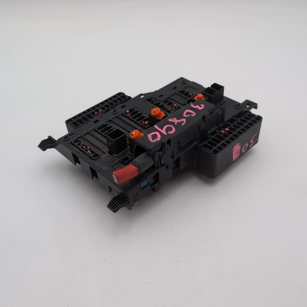 2014- 2019 MINI COOPER F56 2.0L POWER DISTRIBUTION FUSE RELAY BOX MODULE