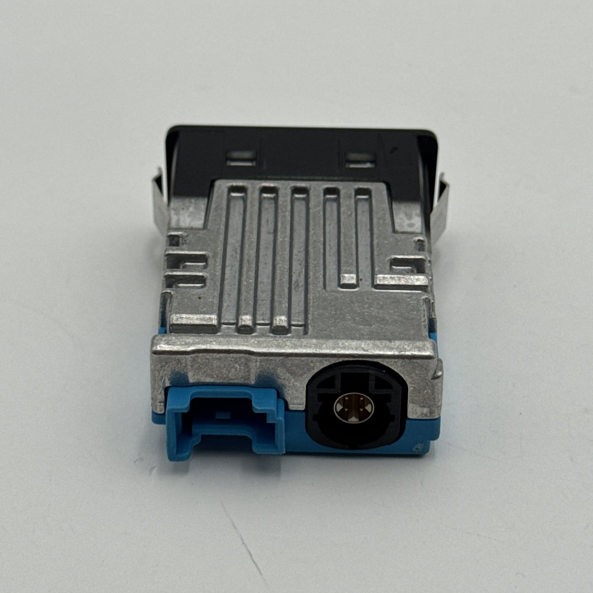 2019 - 2024 BMW 3 4 5 X3 X4 X5 X6 Rear Center Single USB Port Socket 8711939