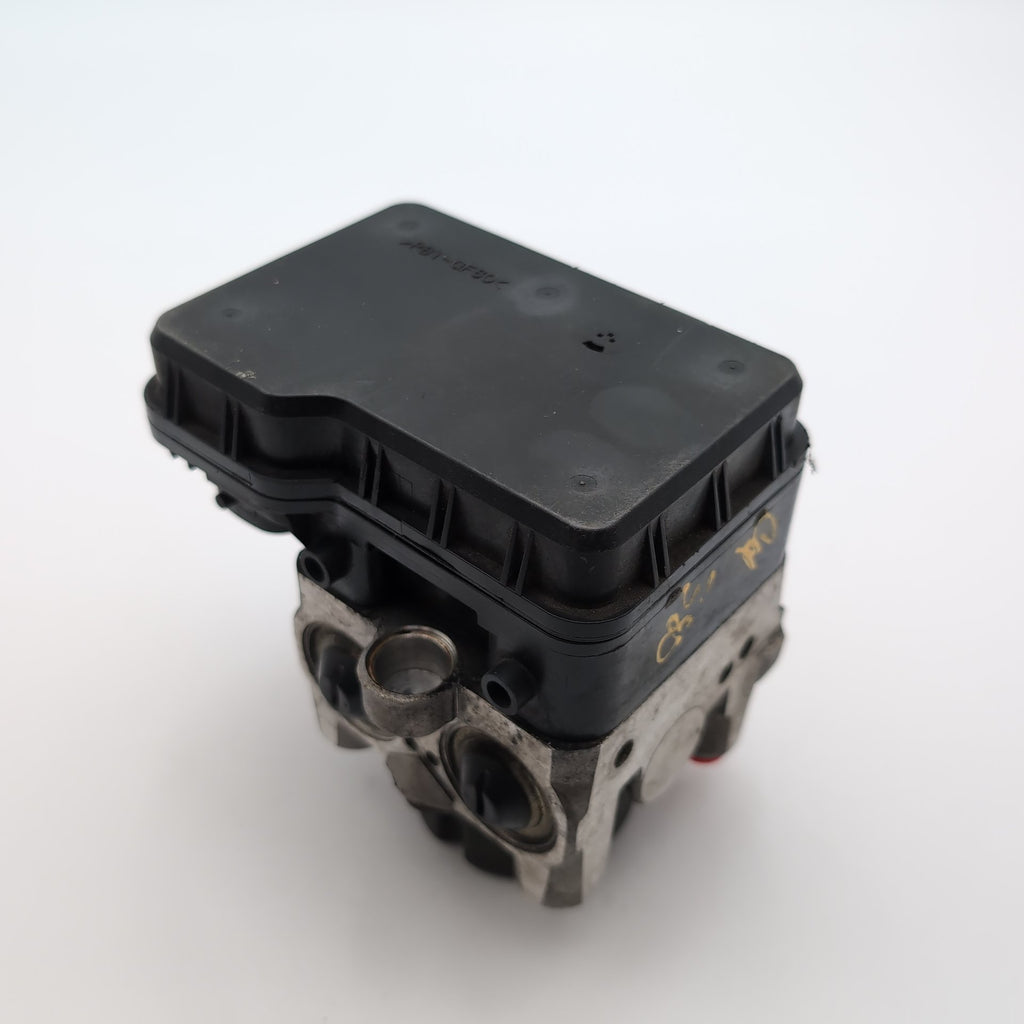 2004 2005 2006 Lexus ES330 ABS Anti Lock Brake Pump Control Unit 44510-33081