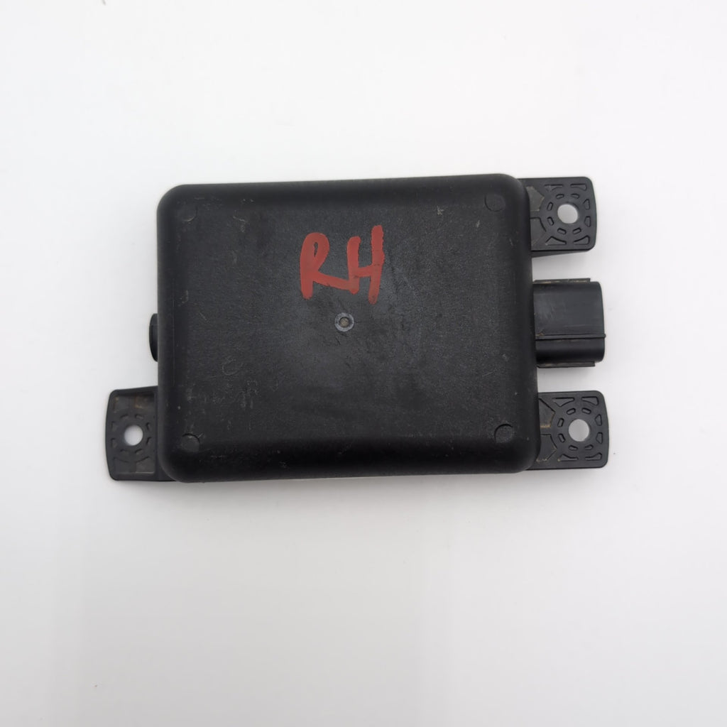 2019 2020 2021 Hyundai Kona SLAVE RH Right Blind Spot Radar Sensor 95820-J9000
