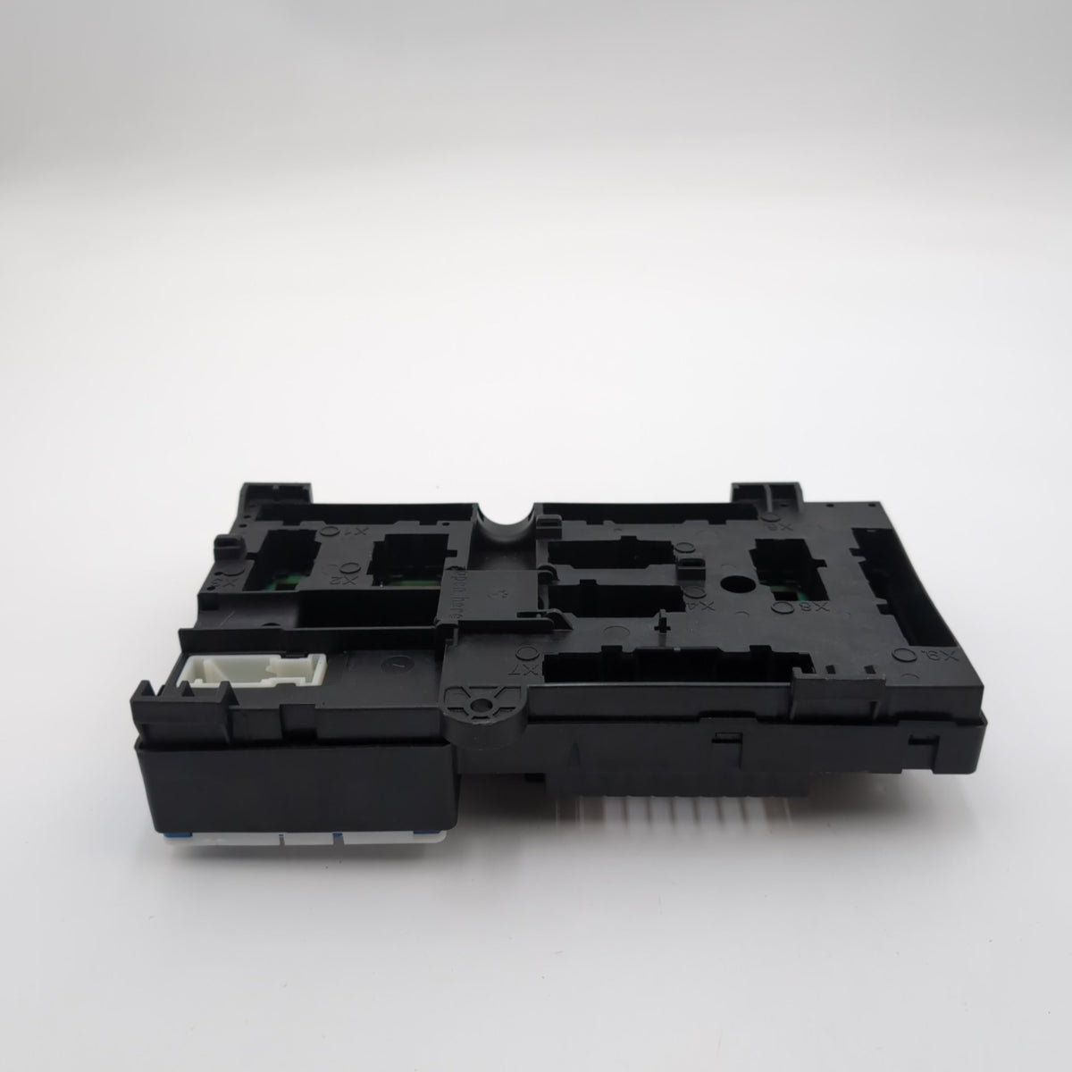 2021 - 2025 BMW G42 G20 G22 G26 M3 M4 Rear Power Distribution Fuse Box 5A0E7D0