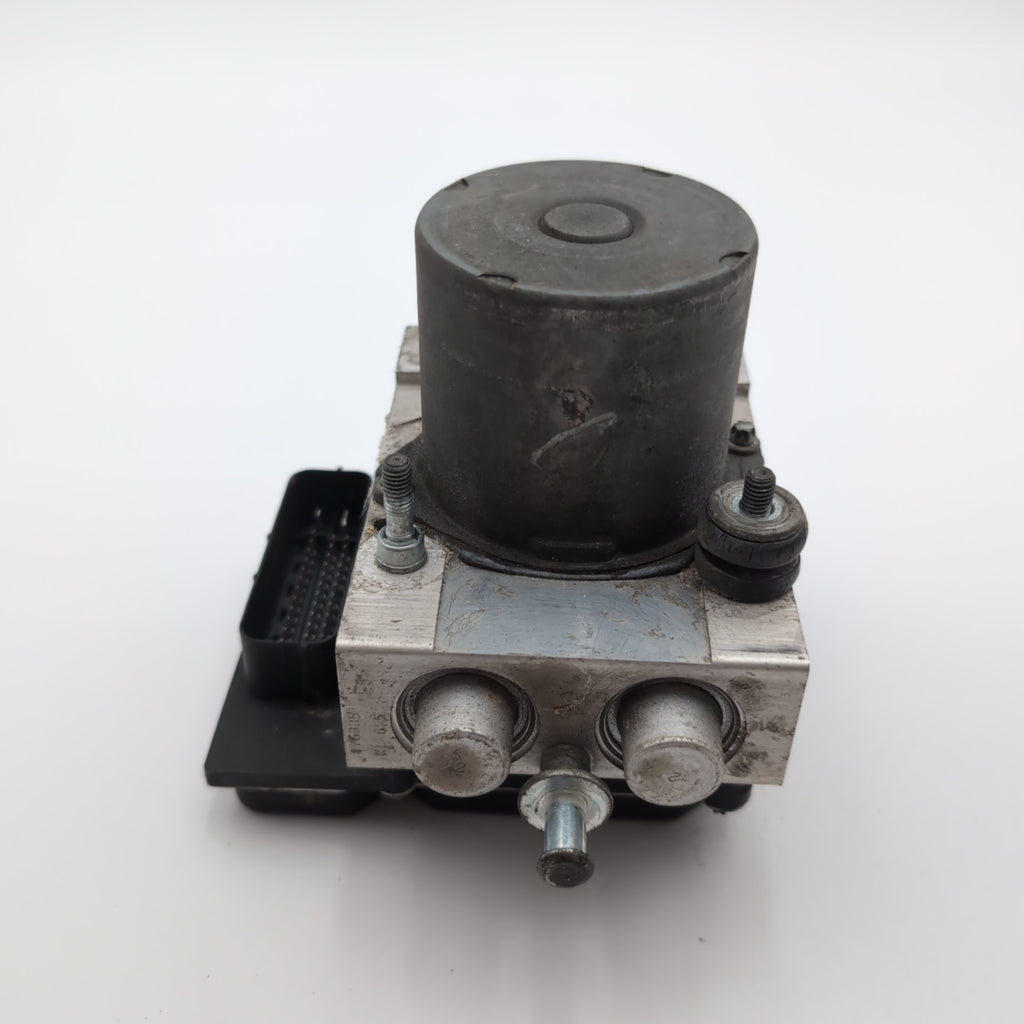 2015 2016 2017 Ford Expedition ABS Anti Lock Brake Pump FL14-2C405-AD