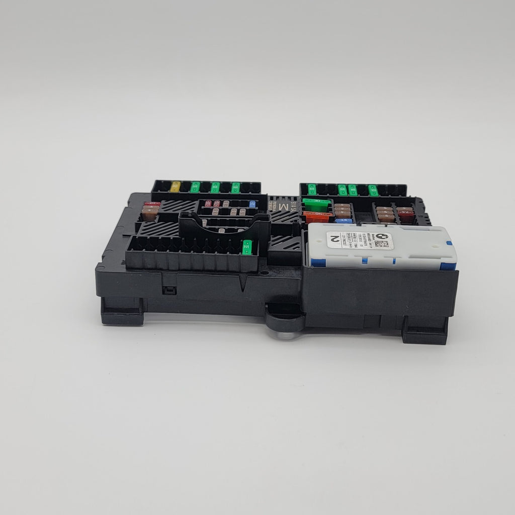 2018- 2023 BMW X4 X3 G02 G01 FUSE BOX REAR CONTROL SWITCH 5A04502 8795478 OEM
