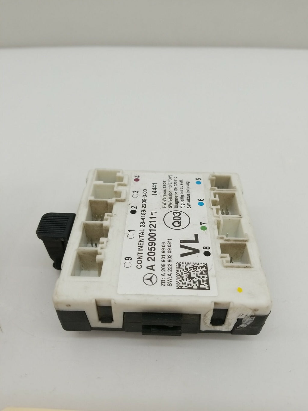 2015- 2020 Mercedes W205 C300 Front Left Driver Door Control Module A2059001211
