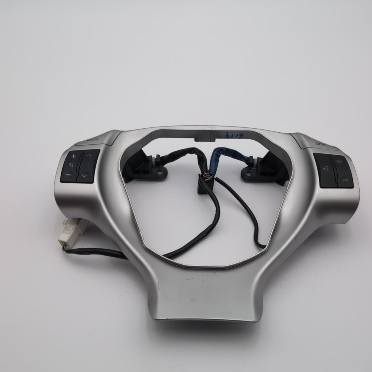 2011 2012 2013 Lexus CT200h Steering Wheel Radio Phone Audio Control Switch Trim