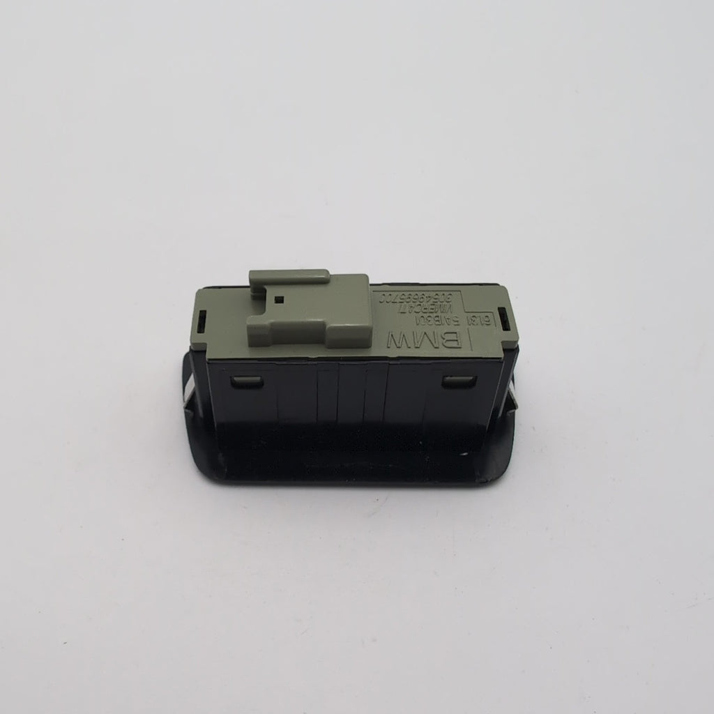 2021 - 2026 BMW 540i 530i i5 G60 M5 X1 X2 X3 Trunk Lid Tailgate Switch Button