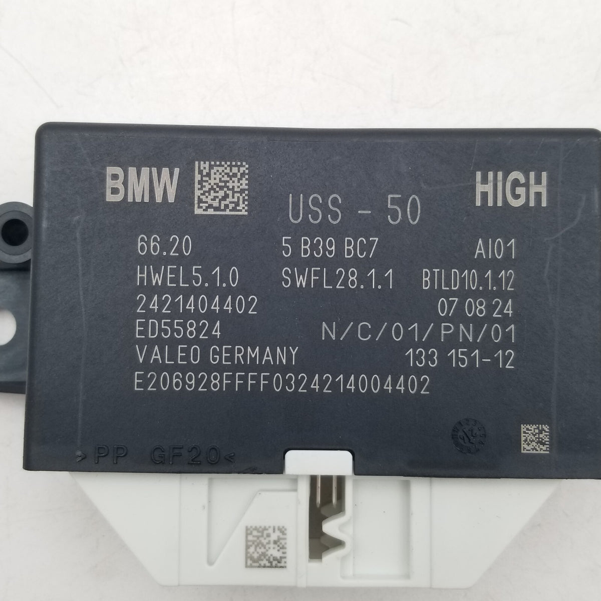 2023 - 2026 BMW G60 G70 X1 X2 X5 X7 USS Ultrasonic Parking Sensor Module