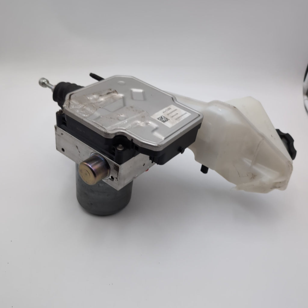 2024 Cadillac CT4 ABS Master Cylinder Brake Booster 86541193