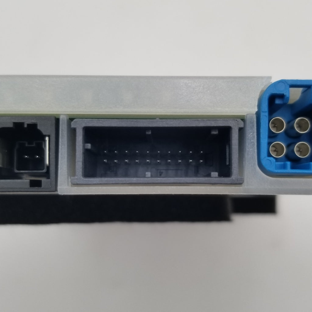 2025 BMW 330i G20 X1 U11 X3 G45 Antenna Telematics Control Module 5B5C761