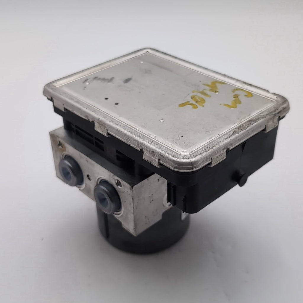 2020 2021 2022 GMC Terrain ABS Anti Lock Brake Pump 84825144