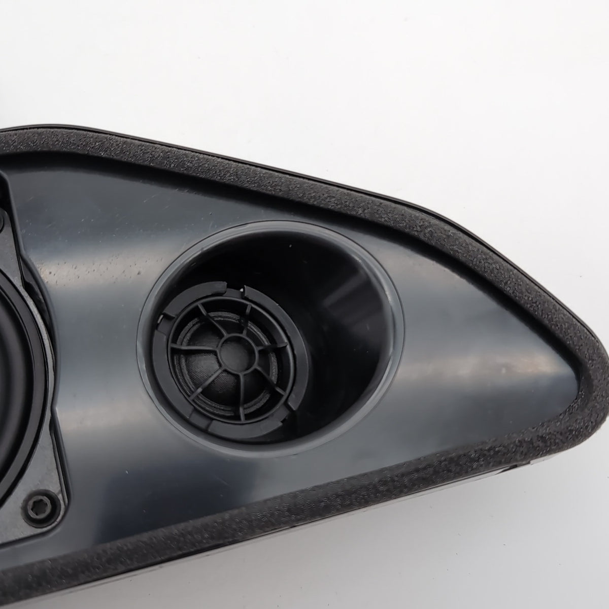 2019 - 2026 BMW X5 Left D Pillar Harmon Kardon Top Hifi Speaker Tweeter 2622519