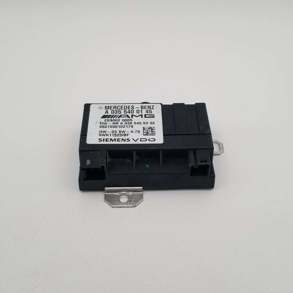 2007 2008 2009 Mercedes W211 E63 CLS63 AMG Fuel Pump Control Module A0355400145