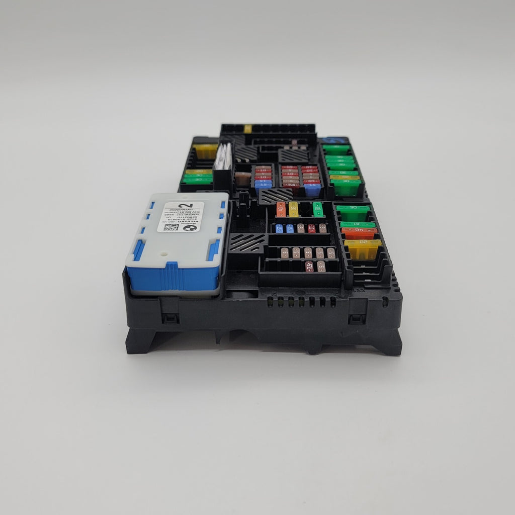 2019 - 2023 BMW X5 X7 Rear Power Distribution Fuse Box 8706212