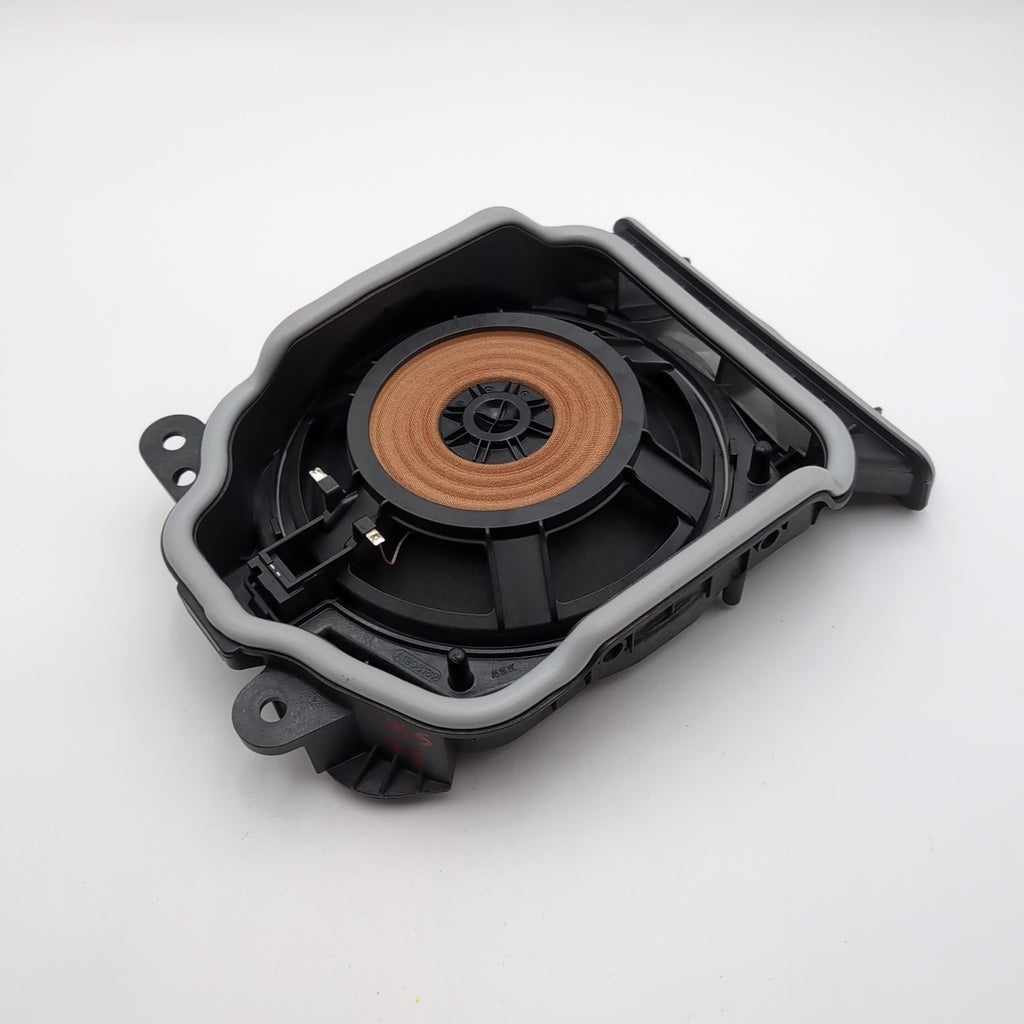 2024 2025 2026 BMW 530i 540i G60 Left Subwoofer Speaker 5AFAF87
