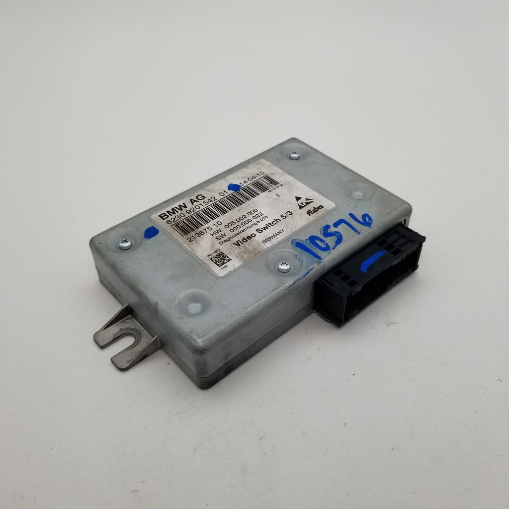 2011 BMW 750i F01 DVD MULTIMEDIA VIDEO SWITCH CONTROL MODULE 9201542