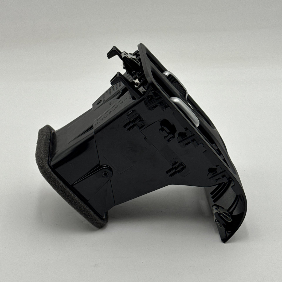 2022 2023 2024 2025 BMW X1 X2 Rear Console AC Heater Air Vent 9473179