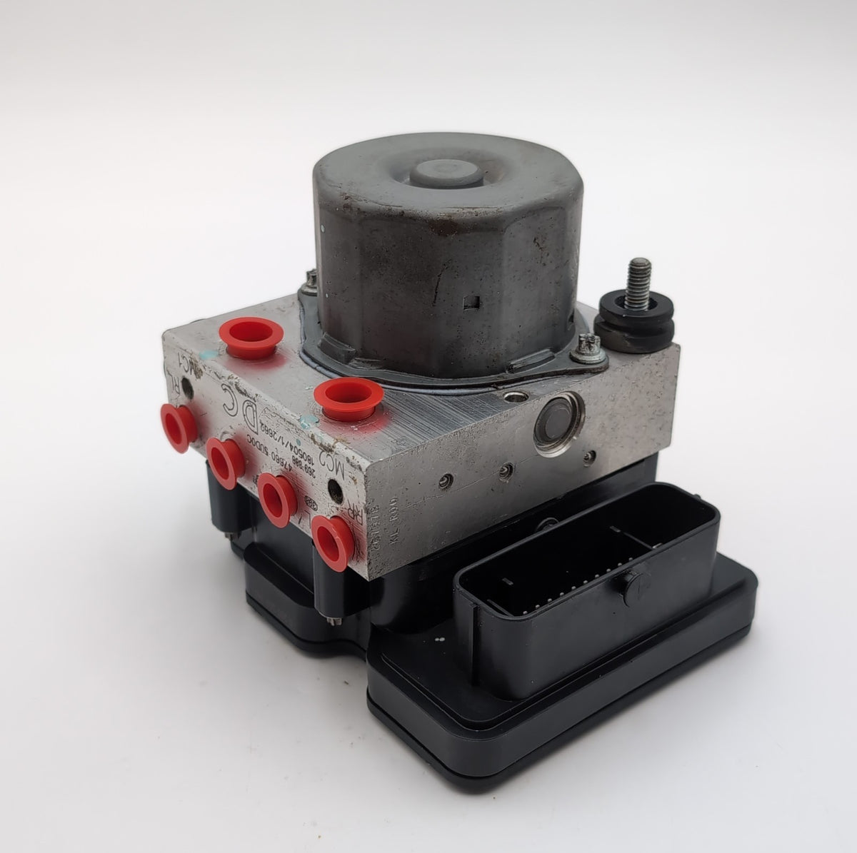 2018 2019 Nissan Sentra 1.8L ABS Anti Lock Brake Pump Control Unit 476605UD0C