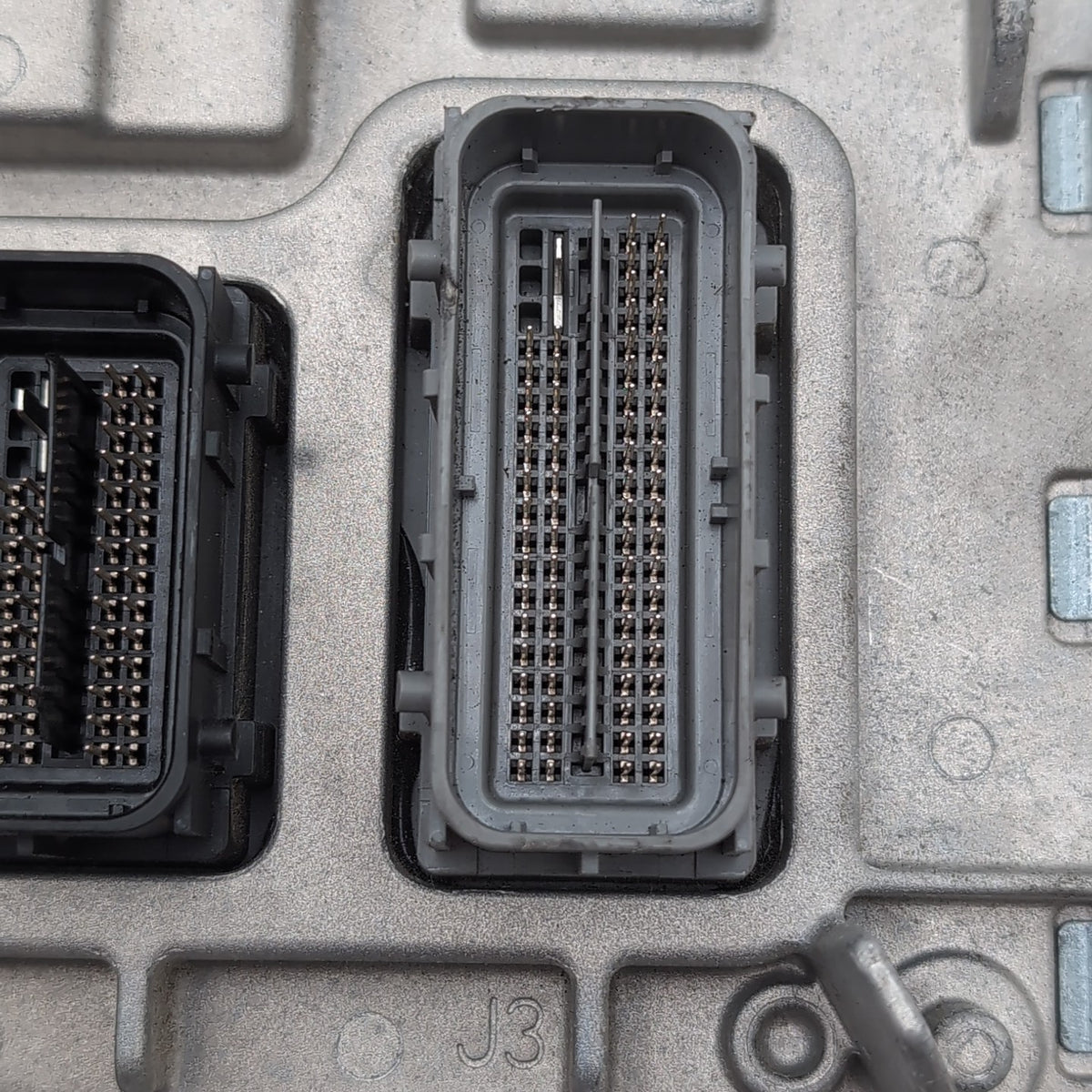 2021 2022 2023 Chevrolet TRAIL BLAZER Engine Control Unit Ecu Computer 12721667