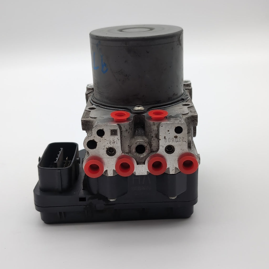 2010 Toyota Matrix ABS Anti Lock Brake Pump Control Unit OEM 44540-02141