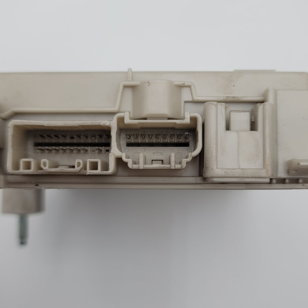 2006- 2011 LEXUS FUSE RELAY JUNCTION BOX GS430 GS350 GS300 OEM