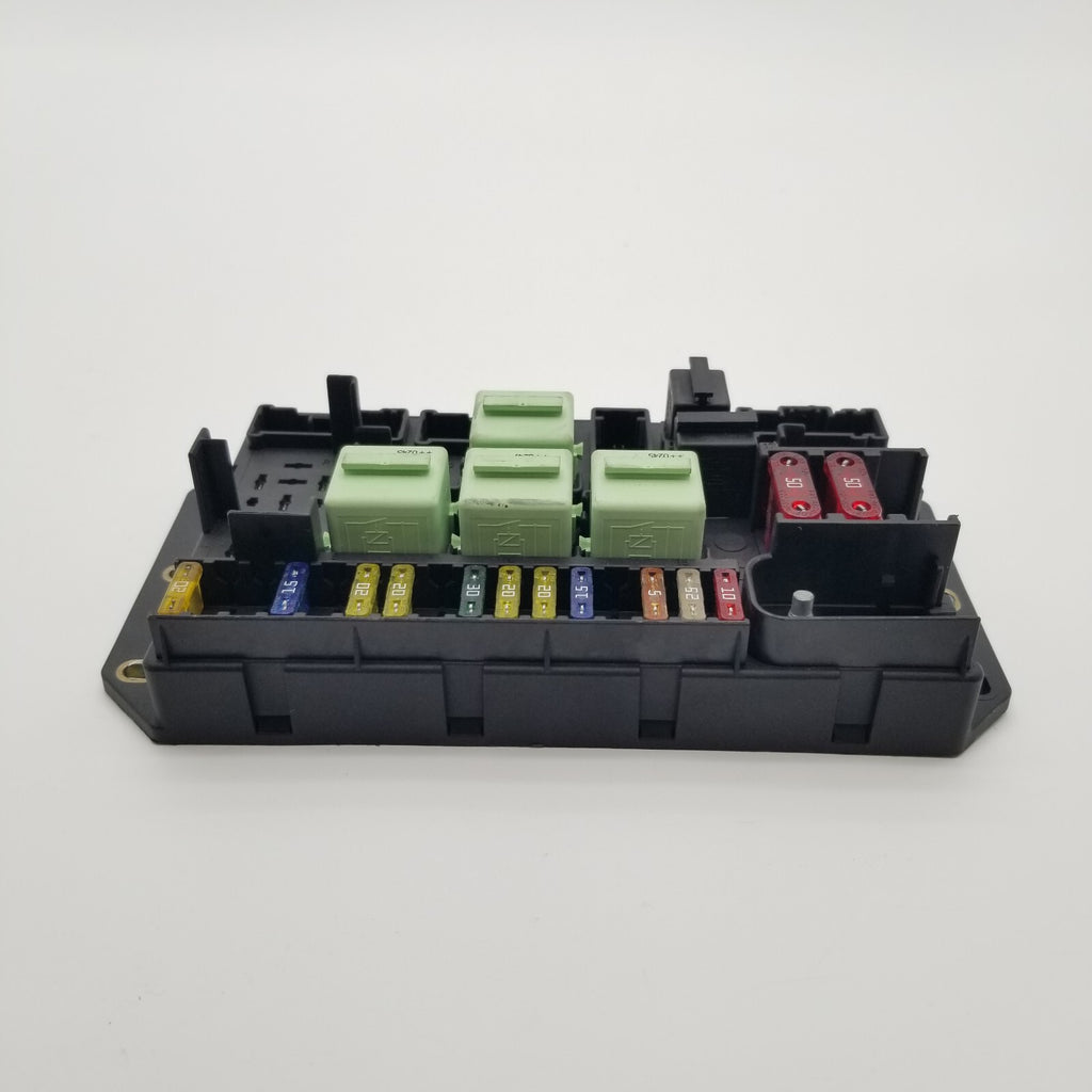 2003 2004 2005 2006 Range Rover Trunk Relay Fuse Box Rear Mounted YQE000350 OEM