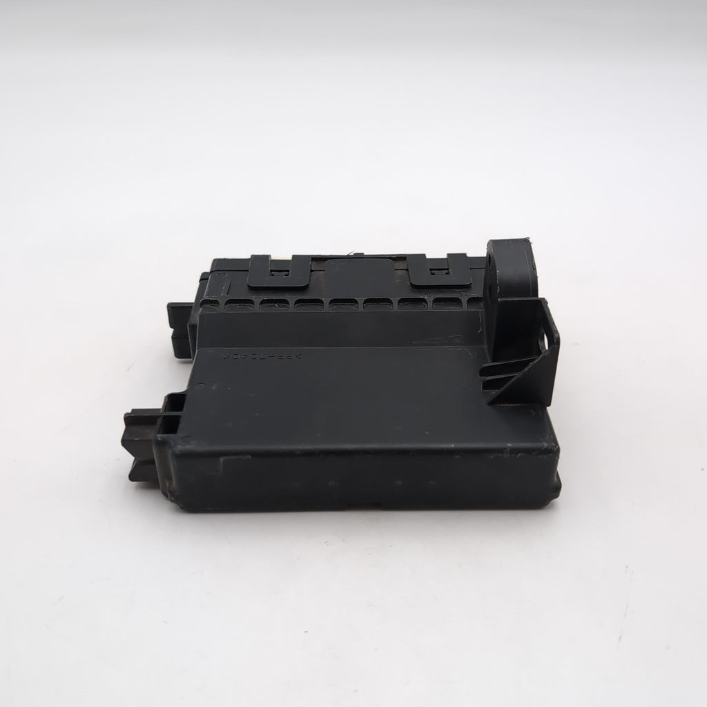 2019 2020 2021 Lexus RC350 Air Conditioner Amplifier Control Module 88650-24433