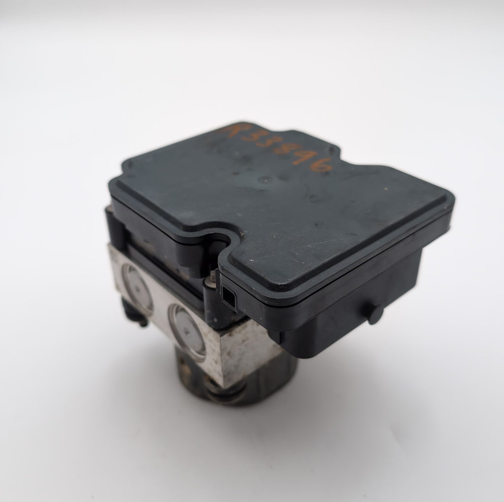 2015 2016 Nissan Rogue ABS Anti-Lock Brake Pump Control Unit 476605HA0A