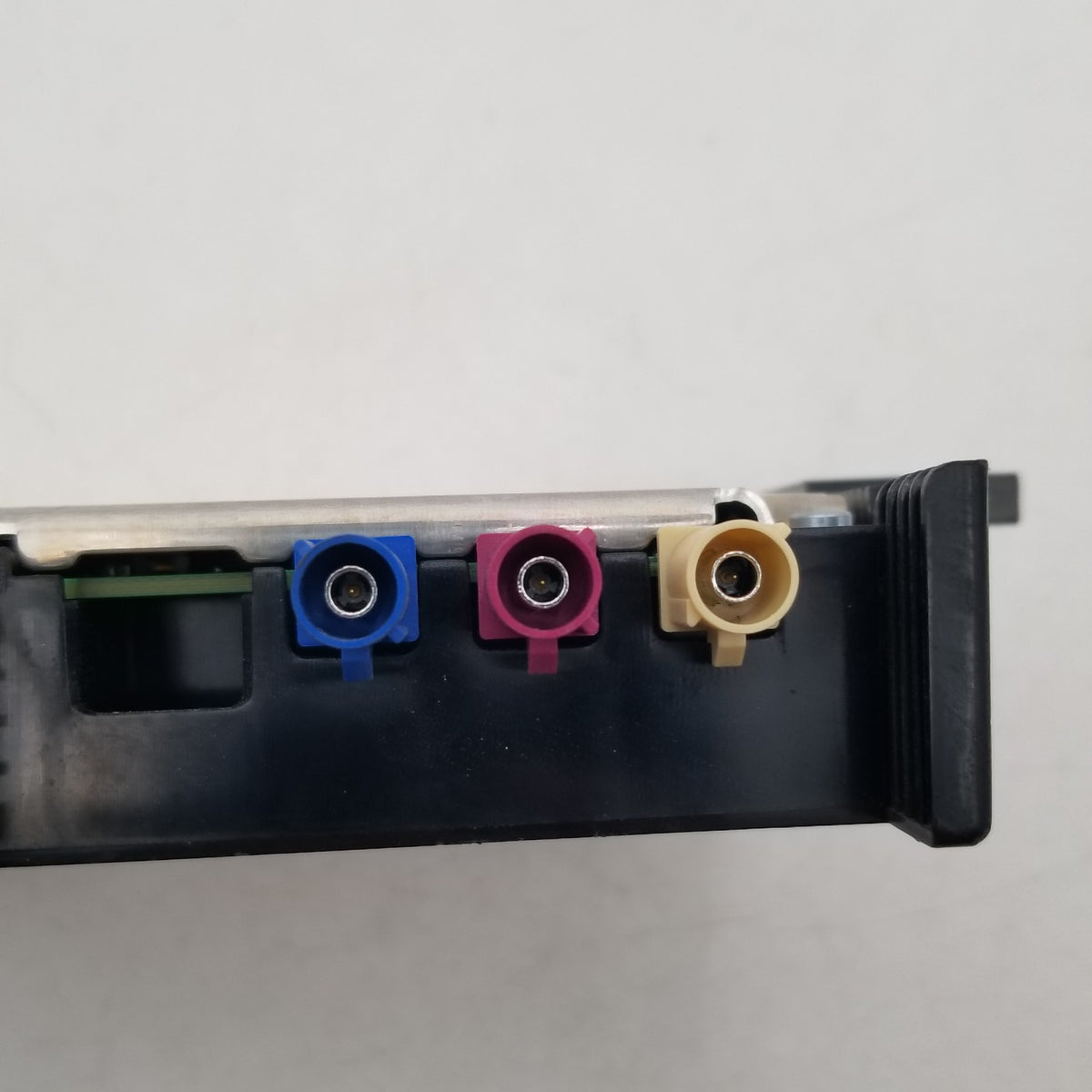 2016- 2019 MERCEDES W213 S E GLE GLC SLC COMMUNICATION CONTROL UNIT A2139004715