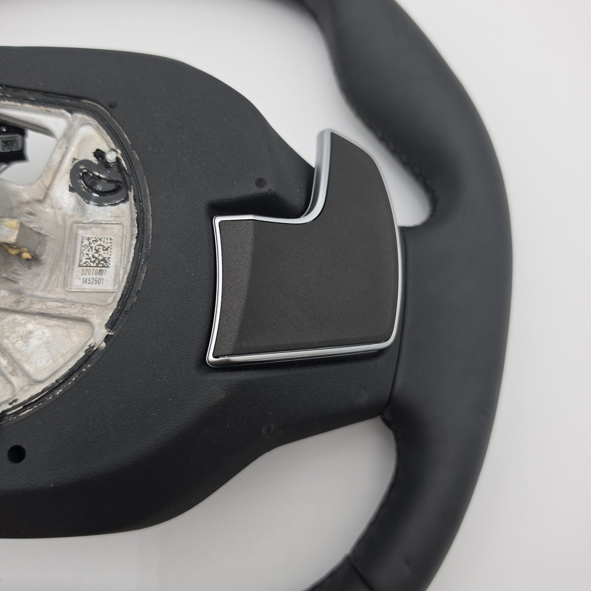 2025 2026 BMW 330i G20 G22 G42 Steering Wheel Flat Top Bottom Paddle Shifter