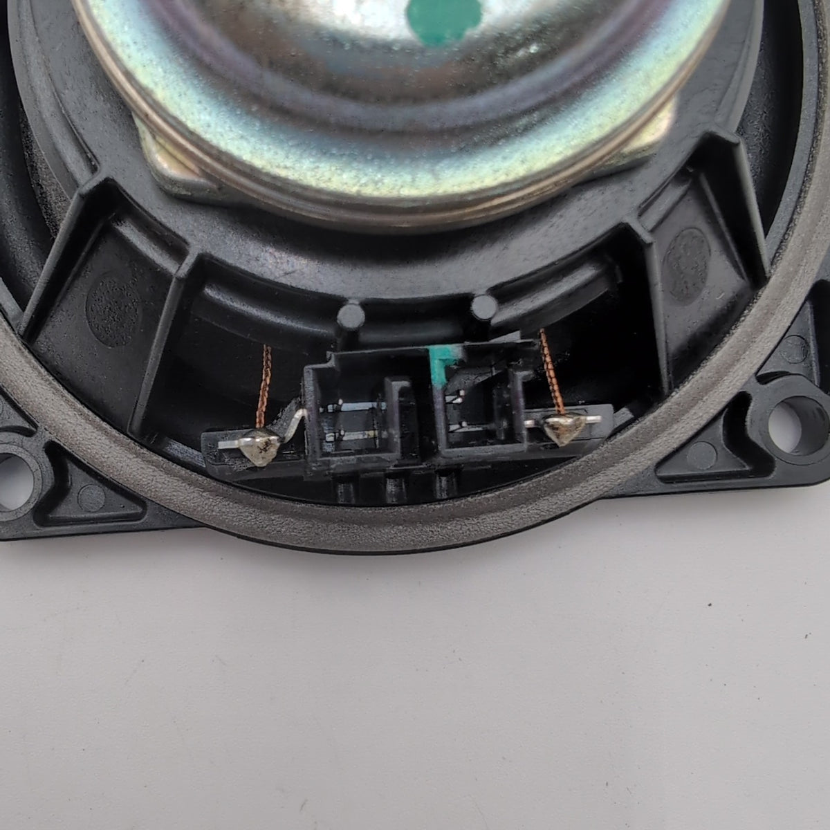 2019 - 2026 BMW G20 G22 G26 G30 X3 X4 X5 M3 M4 Instrument Panel Midrange Speaker