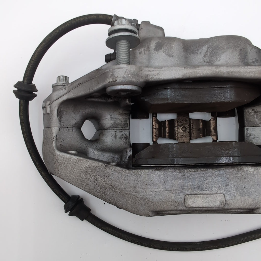 2019 - 2025 BMW X5 X6 X7 G05 G06 G07 Front Right Brake Caliper Brembo 8843332