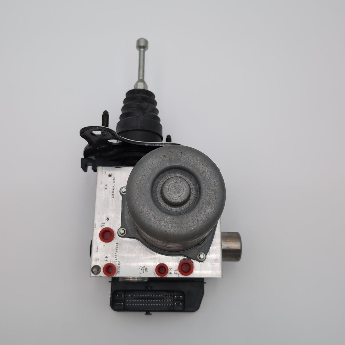 2021 - 2025 Chevrolet Trailblazer ABS Master Cylinder Brake Booster 60007955