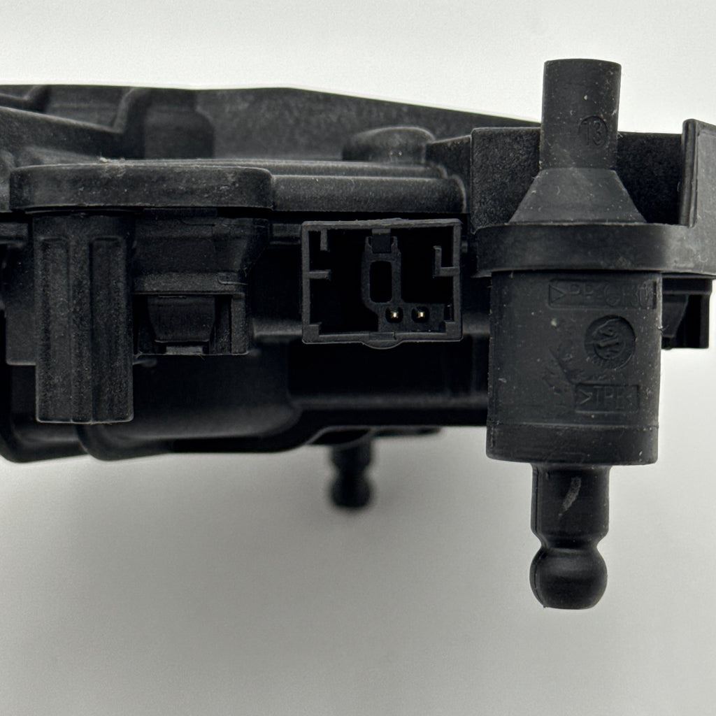 2022 - 2025 BMW X1 X2 Trunk Lid Lock Latch Actuator Assembly 9450528 5B539E4