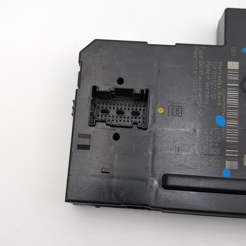 2012 2013 2014 Mercedes W204 C250 SAM Module Relay Fuse Box OEM