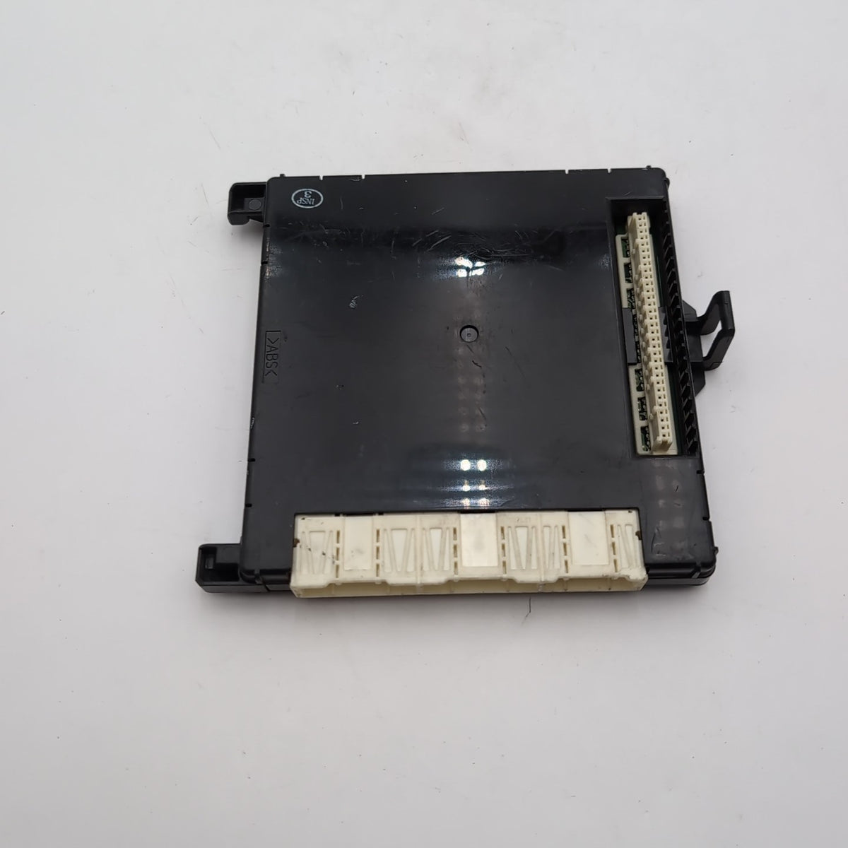 2010 2011 Toyota Prius MPX Multiplex Body Control Module 89221-47130