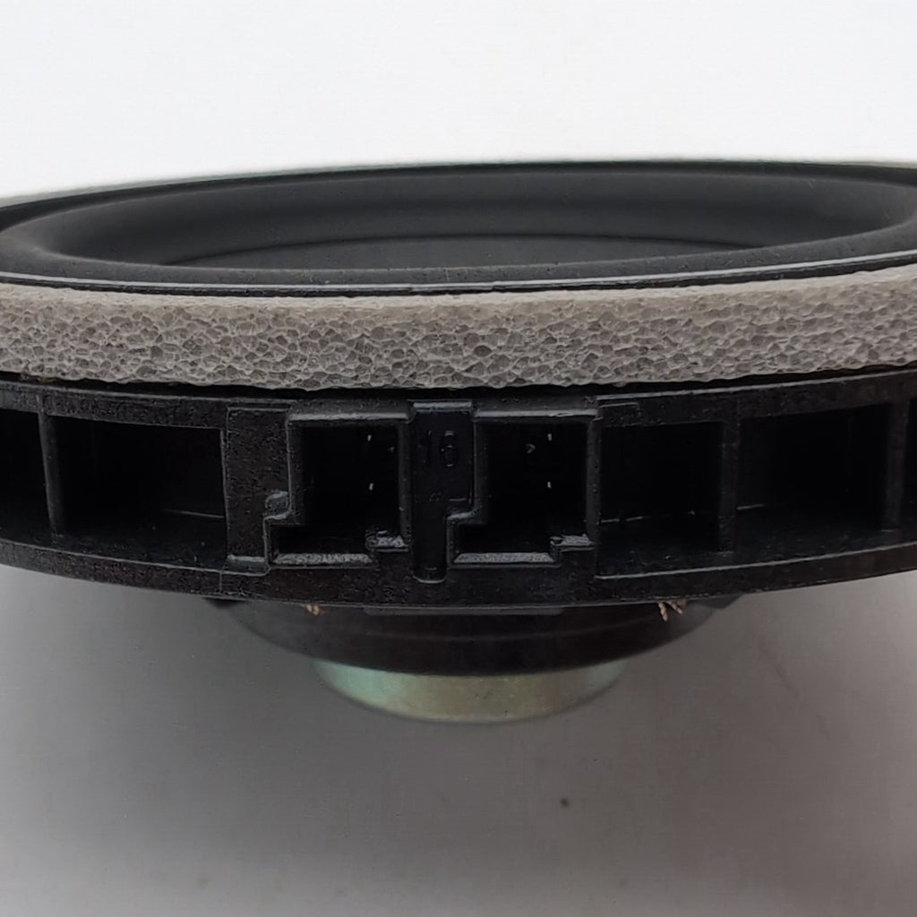 2023 - 2026 BMW 530I 540I G60 X1 X2 Front Rear Door Midrange Speaker 5A06FC5