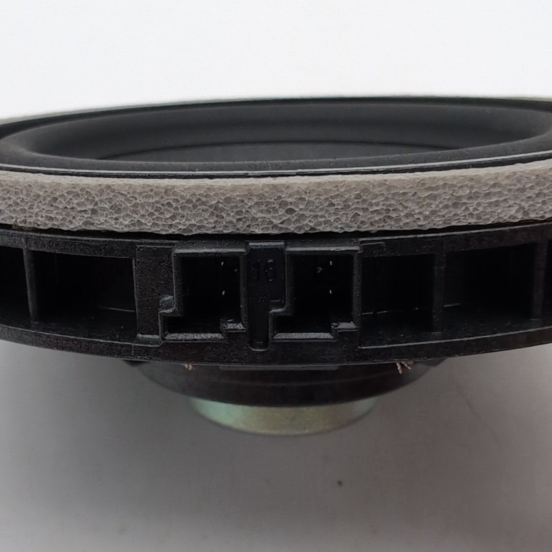 2023 - 2026 BMW 530I 540I G60 X1 X2 Front Rear Door Midrange Speaker 5A06FC5