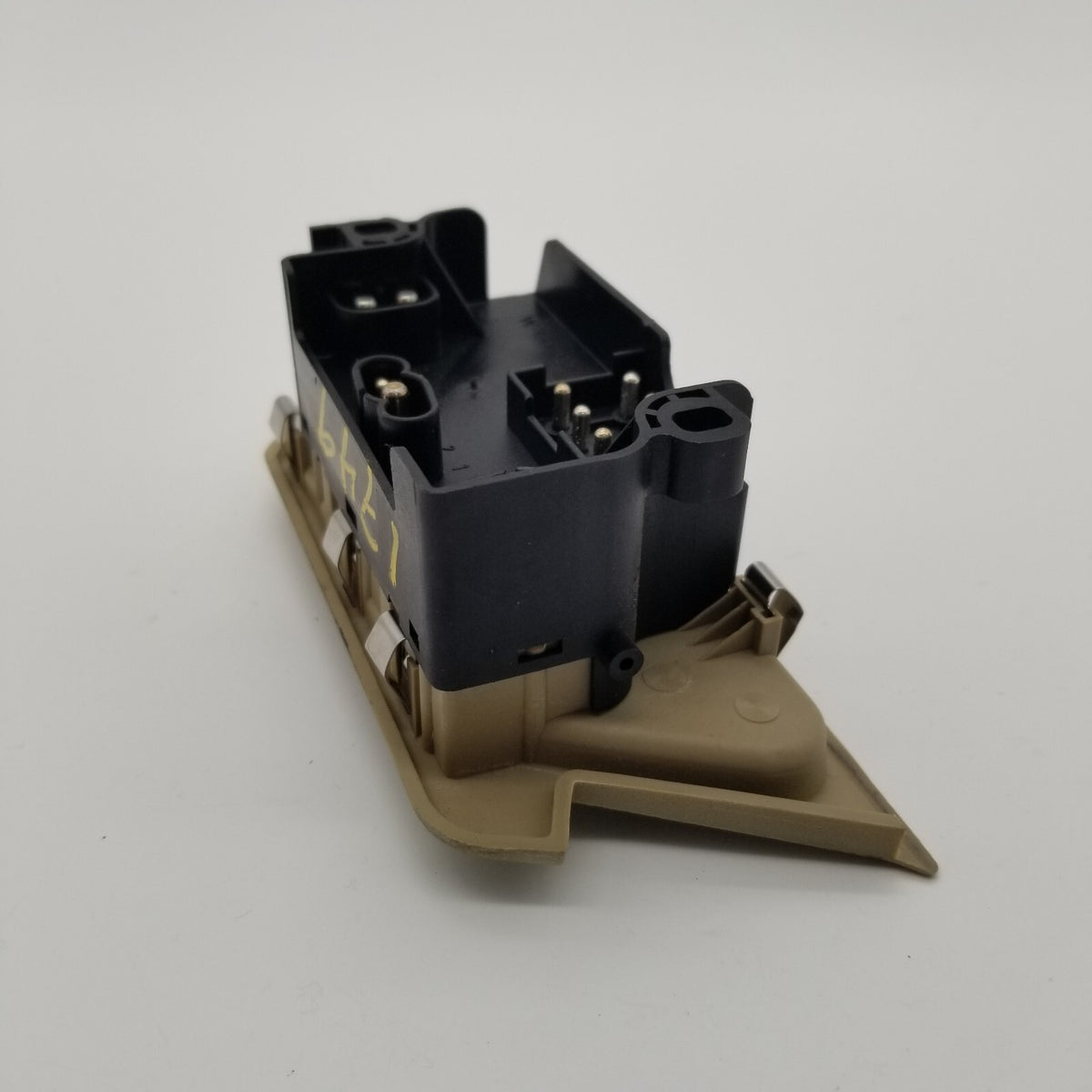 1994 1995 1996 1997 Mercedes C220 C230 C280 W202 Right Passenger Seat Switch