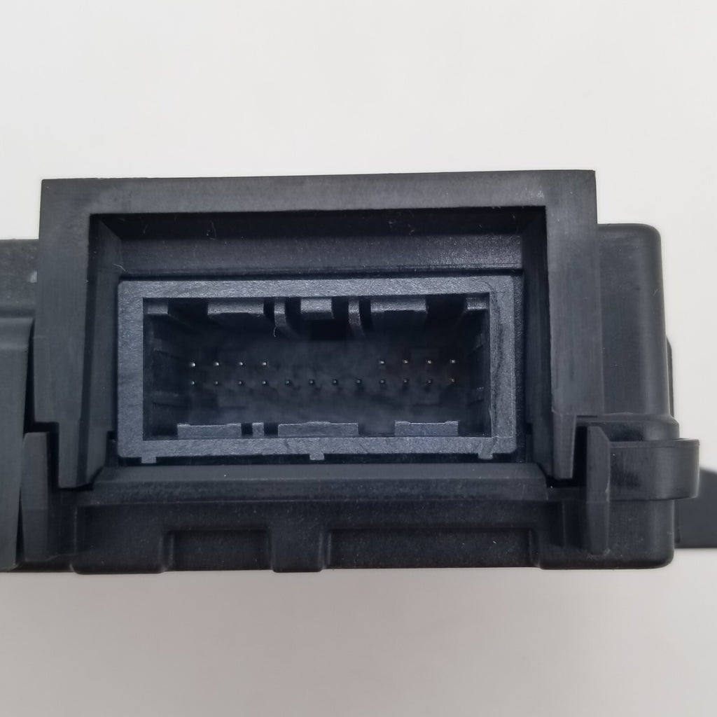 2023 - 2025 BMW G60 G70 iX X1 X2 X5 X6 X7 XM Close Range Radar Control Module