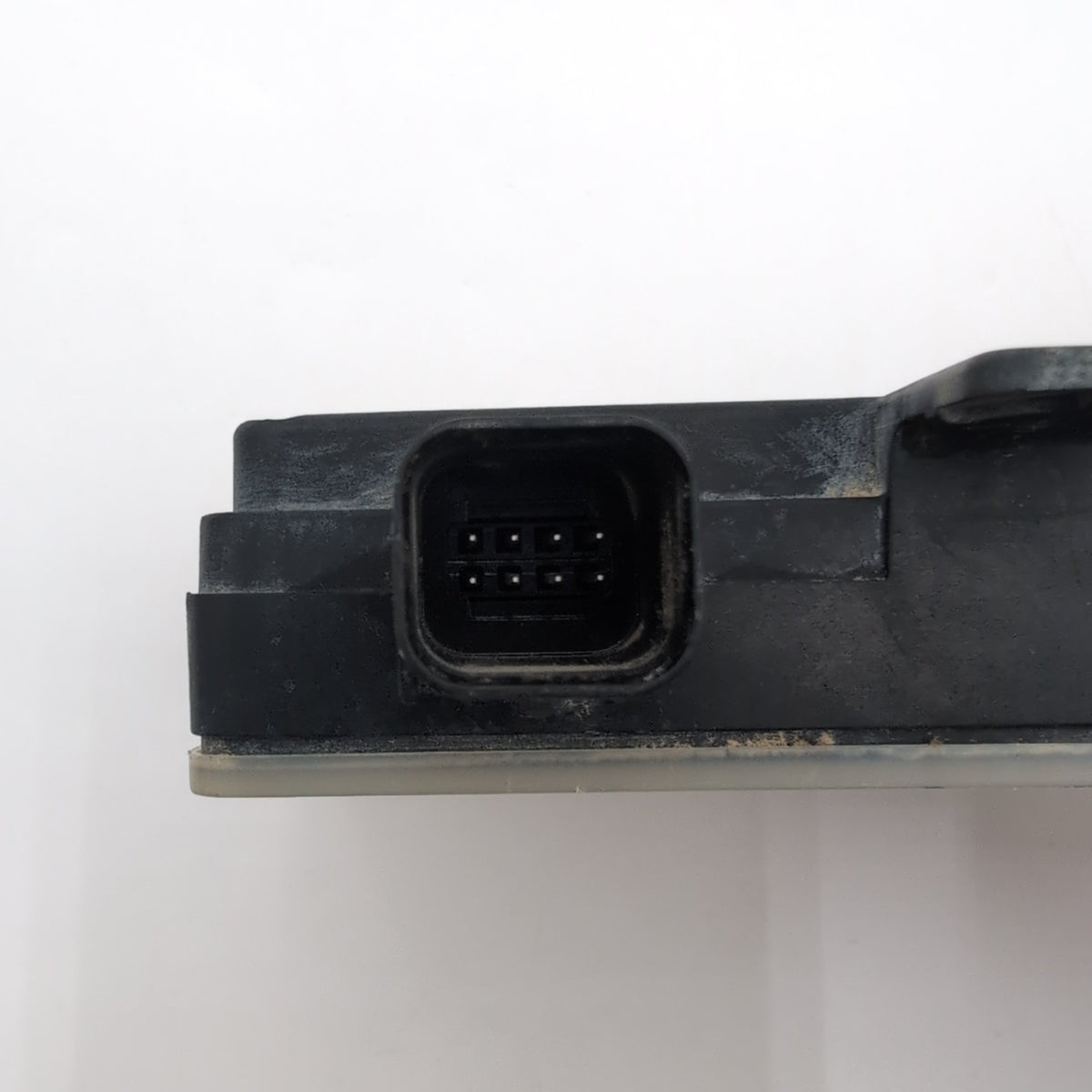 2019 2020 2021 Hyundai Tucson Rear Blind Spot Radar Sensor D395855000