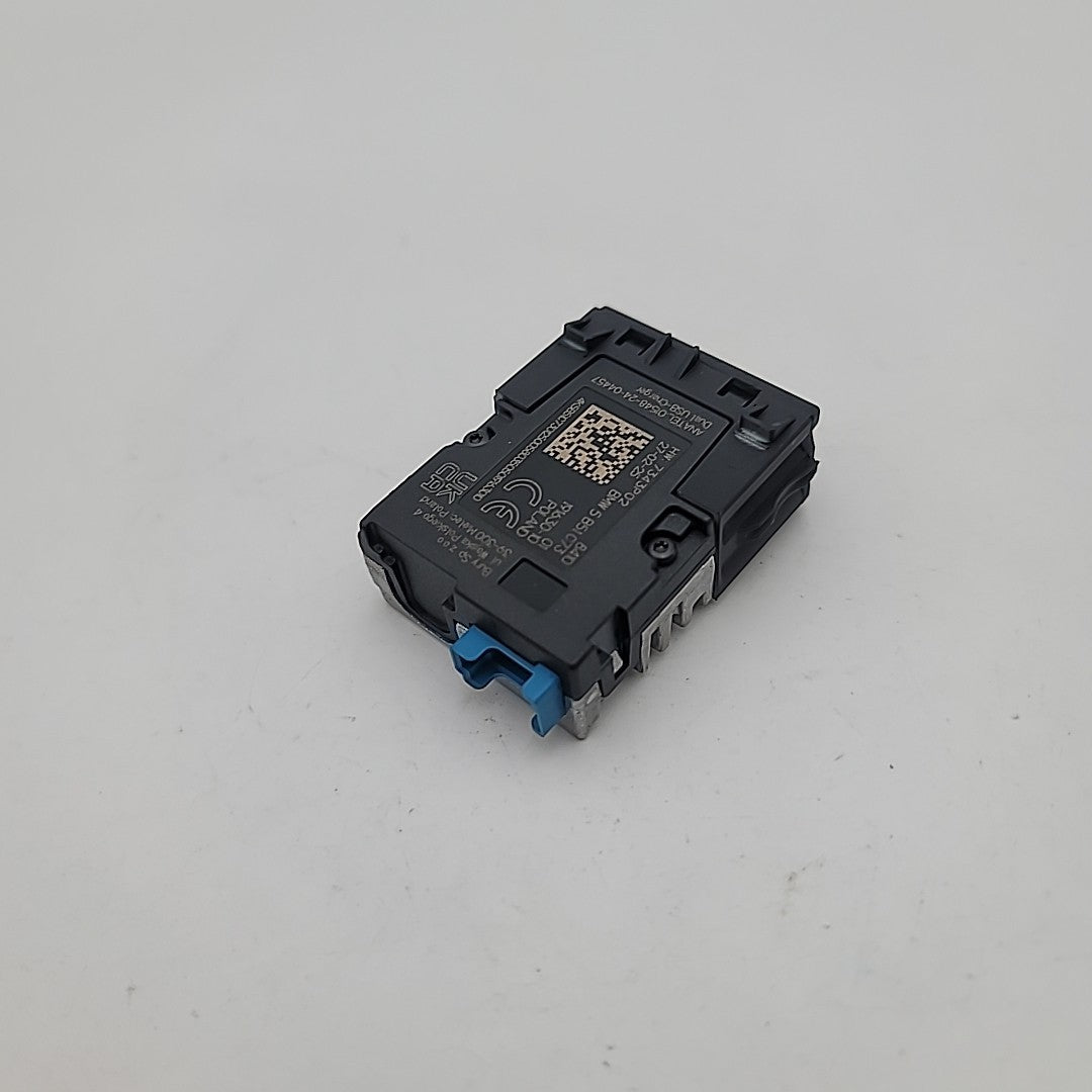 2025 2026 BMW 540i 530i 550e i5 M5 X3 G45 Dual Socket USB Port 5B51C73