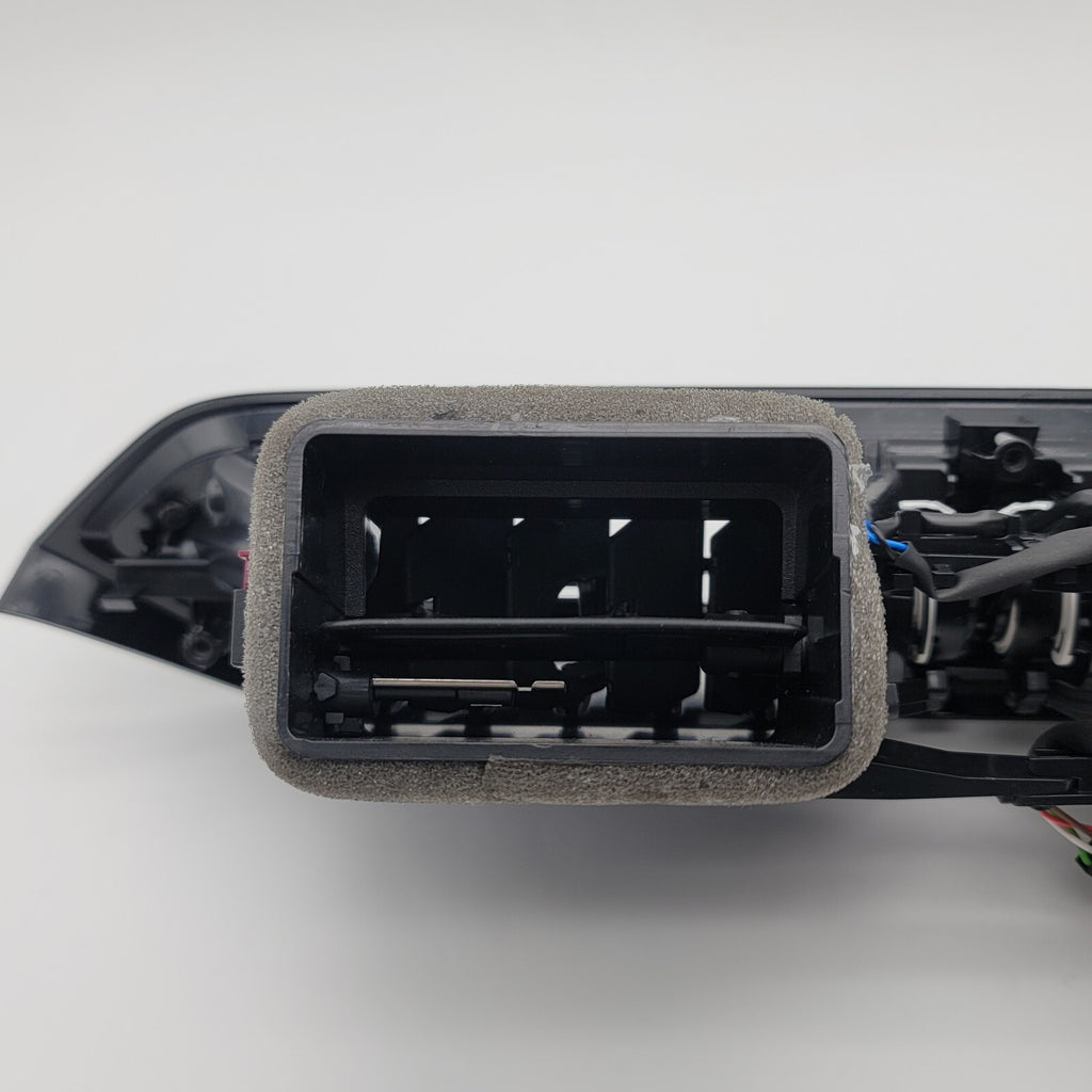 2024 BMW M4 G82 330i G20 CENTER Dash Vent Component