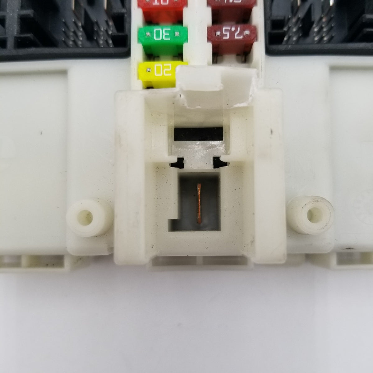BMW 1 2 3 4 Series F20 F26 F30 F32 F34 Body Control Module BCM 9395173