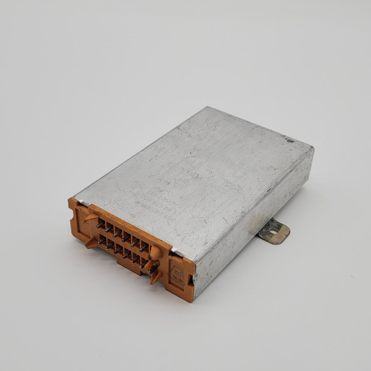 1986 1987 1988 1989 1990 1991 1992 Mercedes-Benz 300E Control Module 0035450932