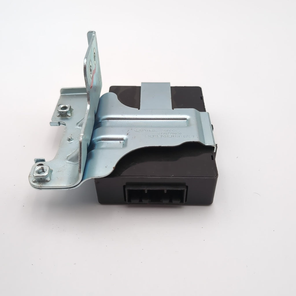 2015 2016 Kia K900 Park Assist Control Module 95770-3T300
