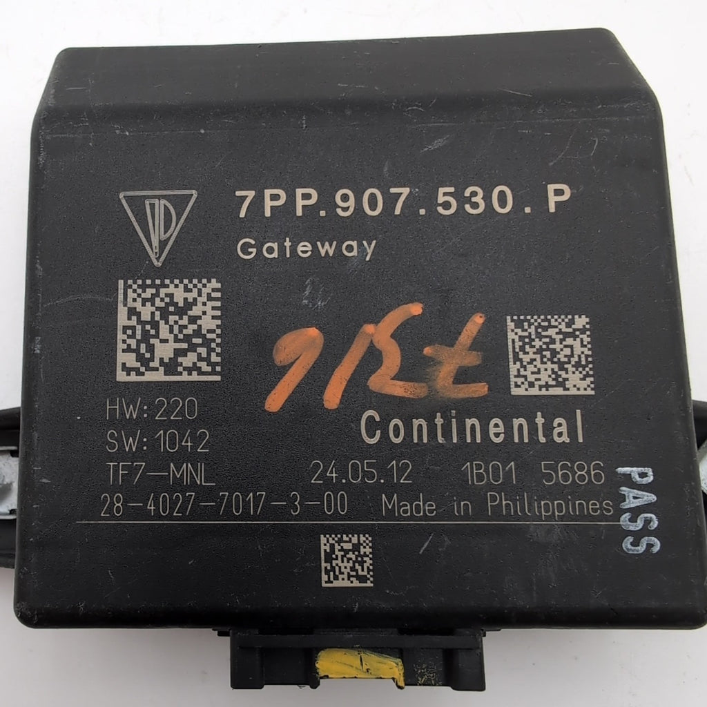 2013 Porsche Cayenne Gateway Control Module