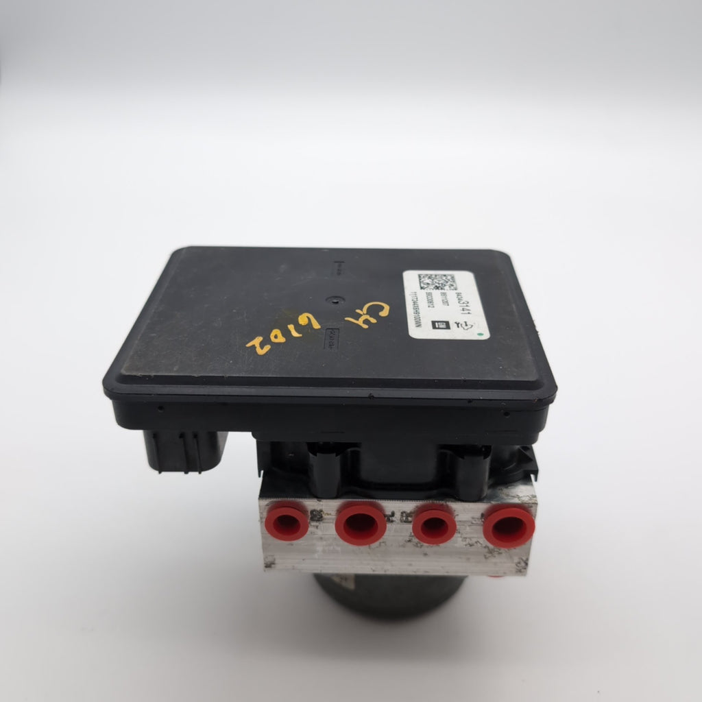 2018 - 2021 Cadillac XT5 ABS Anti Lock Brake Pump Control Unit 84343135