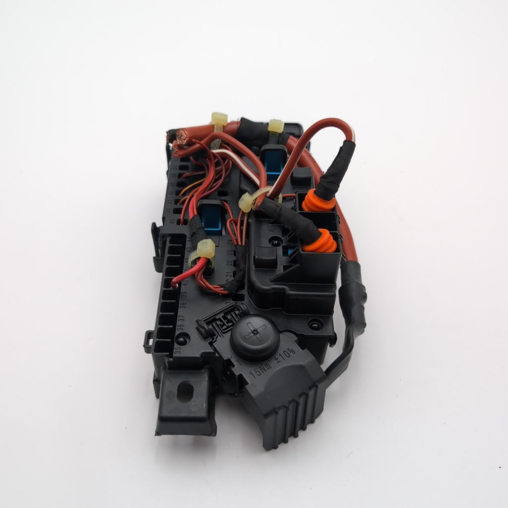 2022 - 2025 BMW X1 X2 iX B+ Positive Power Distribution Fuse Relay Box 8720724