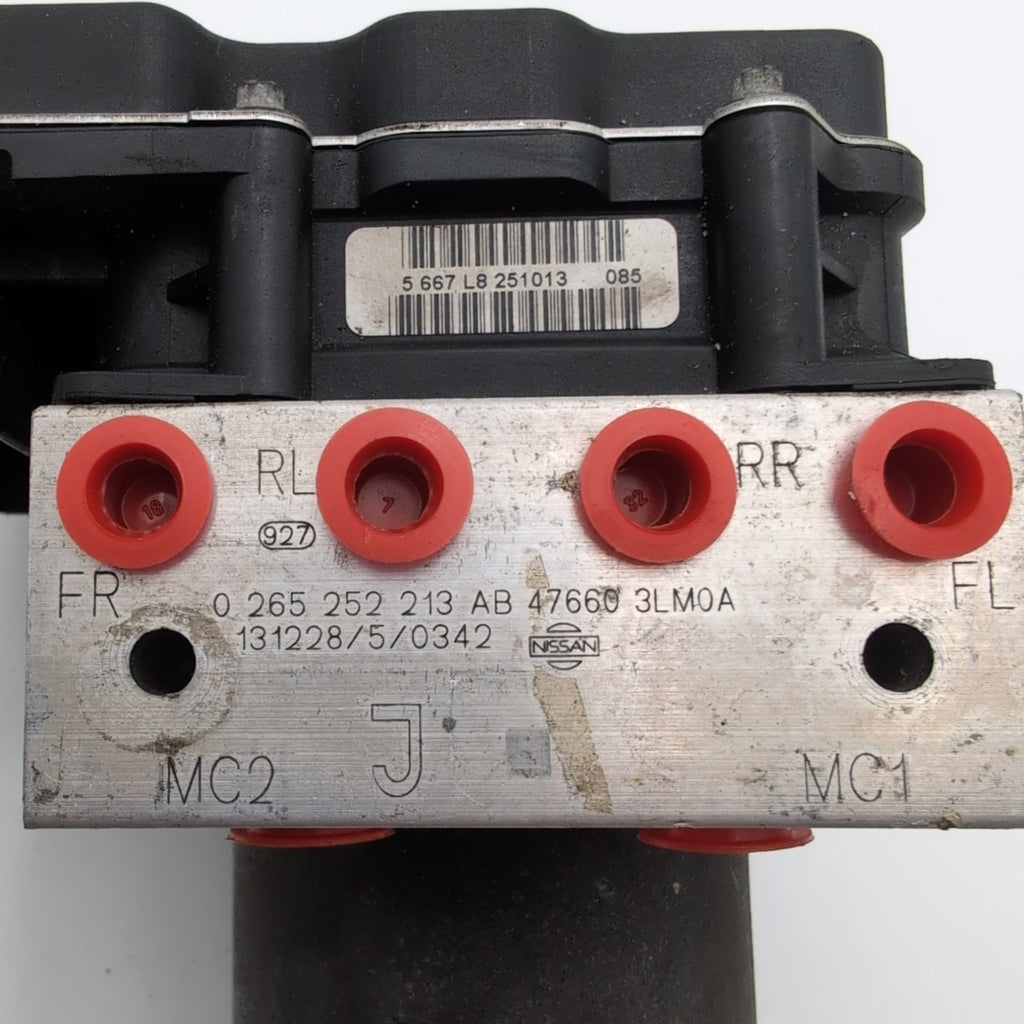 2013 2014 Nissan NV200 ABS Anti Lock Brake Pump Control Unit 476603LM0A